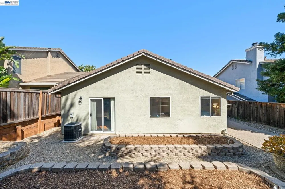 505 Powell Ct Bay Point, CA 94565