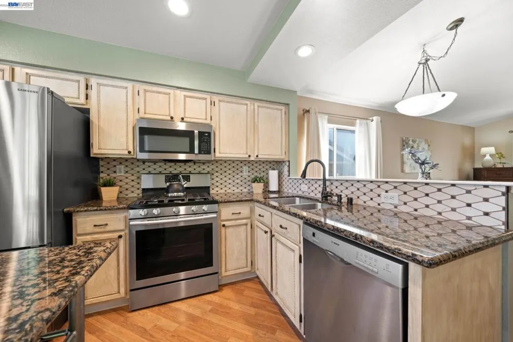 505 Powell Ct Bay Point, CA 94565