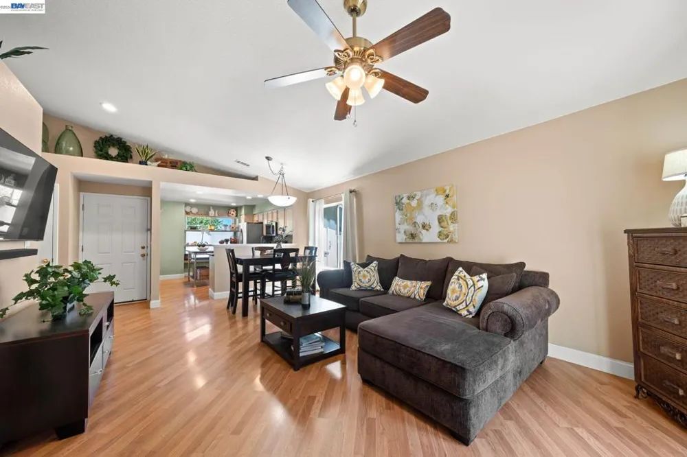505 Powell Ct Bay Point, CA 94565