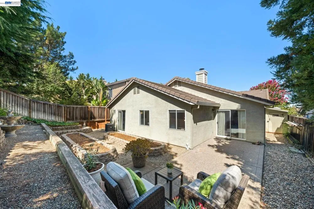 505 Powell Ct Bay Point, CA 94565