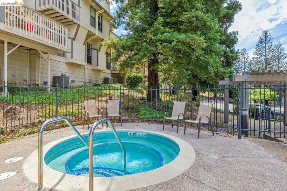24009 Janssen CT Hayward, CA 94541