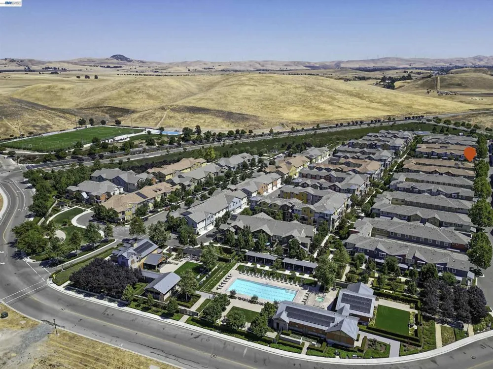 454 Persimmon Cmn #14 Livermore, CA 94551