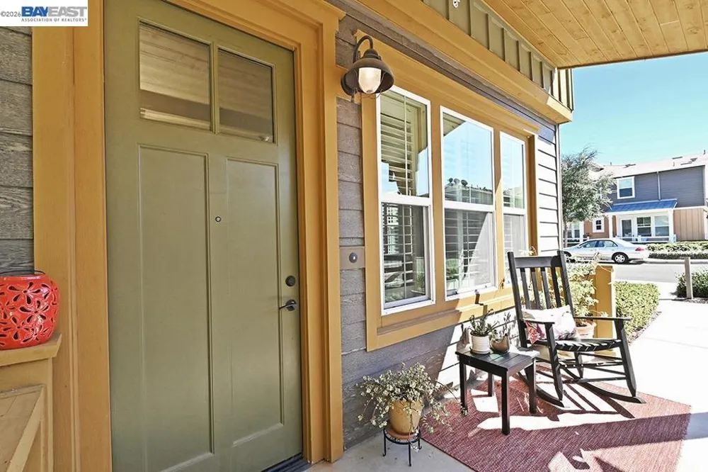454 Persimmon Cmn #14 Livermore, CA 94551