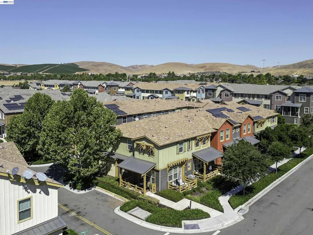 454 Persimmon Cmn #14 Livermore, CA 94551