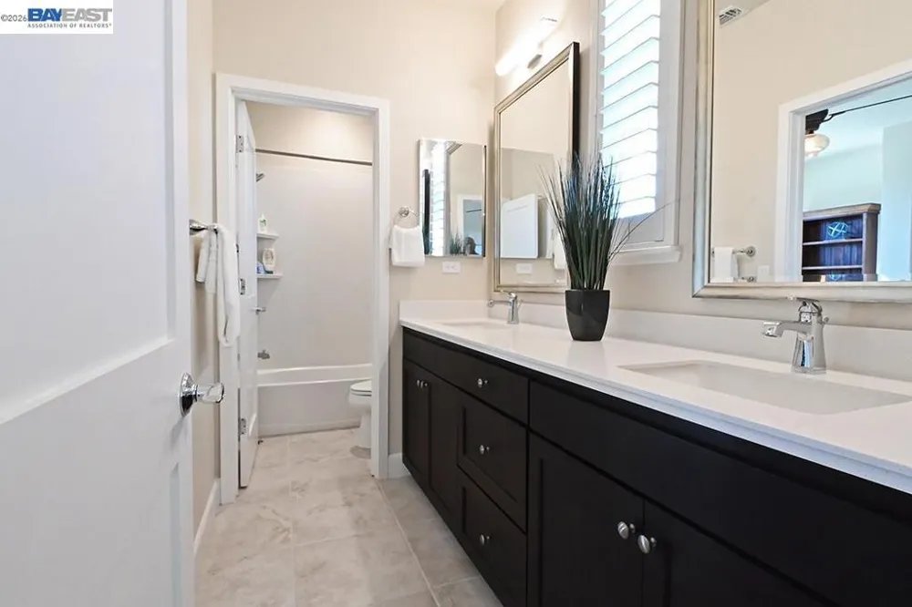 454 Persimmon Cmn #14 Livermore, CA 94551