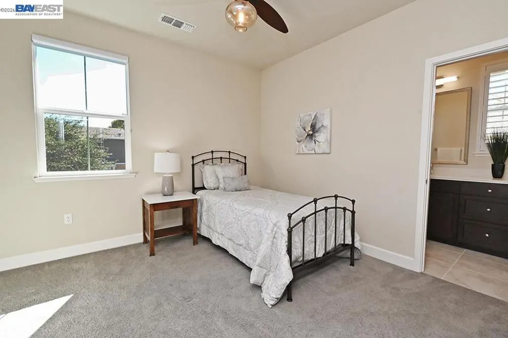 454 Persimmon Cmn #14 Livermore, CA 94551