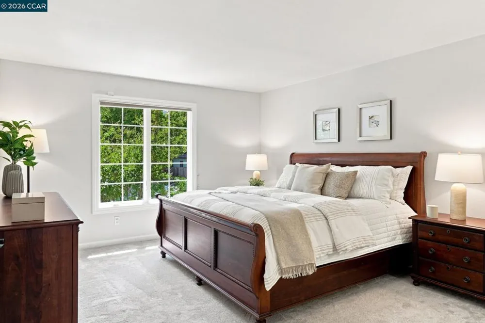 3960 Campolindo drive Moraga, CA 94556
