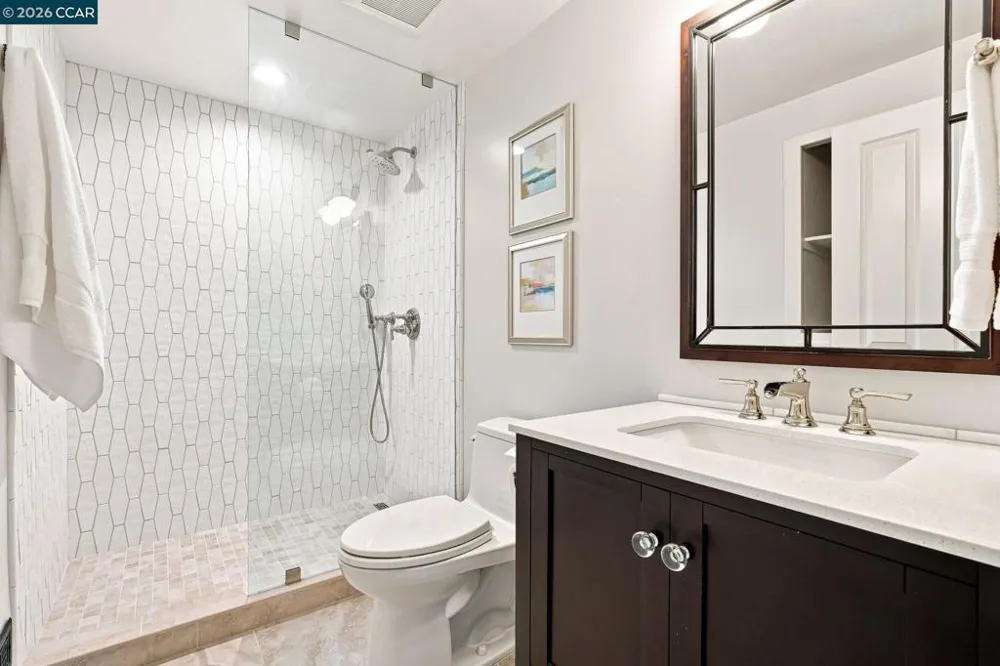 3960 Campolindo drive Moraga, CA 94556