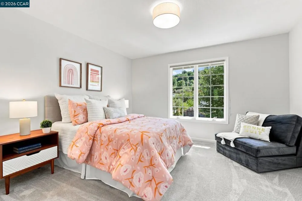 3960 Campolindo drive Moraga, CA 94556