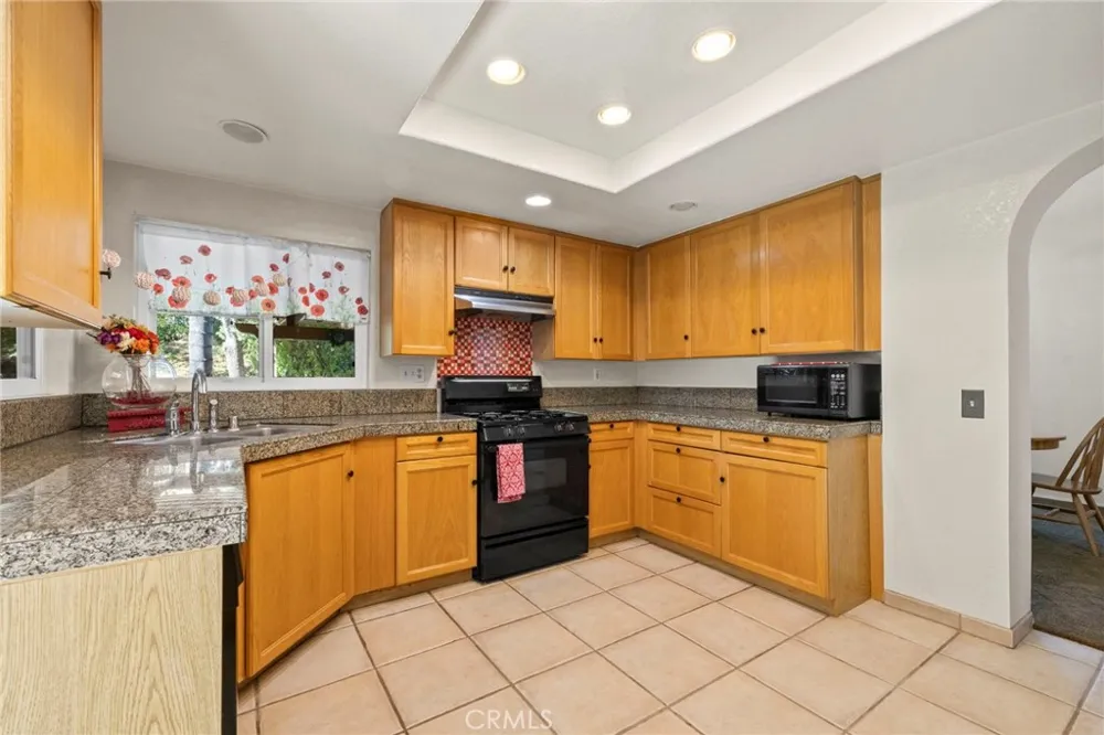 10132 Saddlehill Terrace Rancho Cucamonga, CA 91737