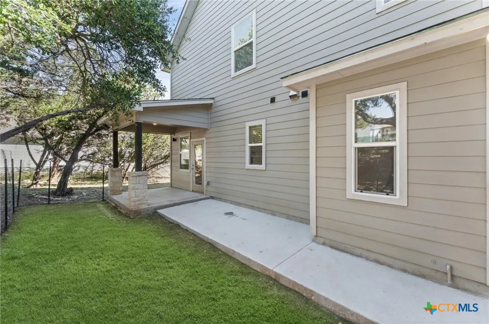 1130 Twin Deer Lane Canyon Lake, TX 78133