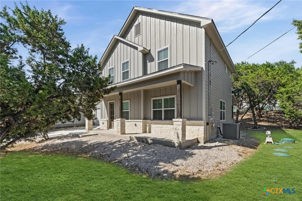 1130 Twin Deer Lane Canyon Lake, TX 78133