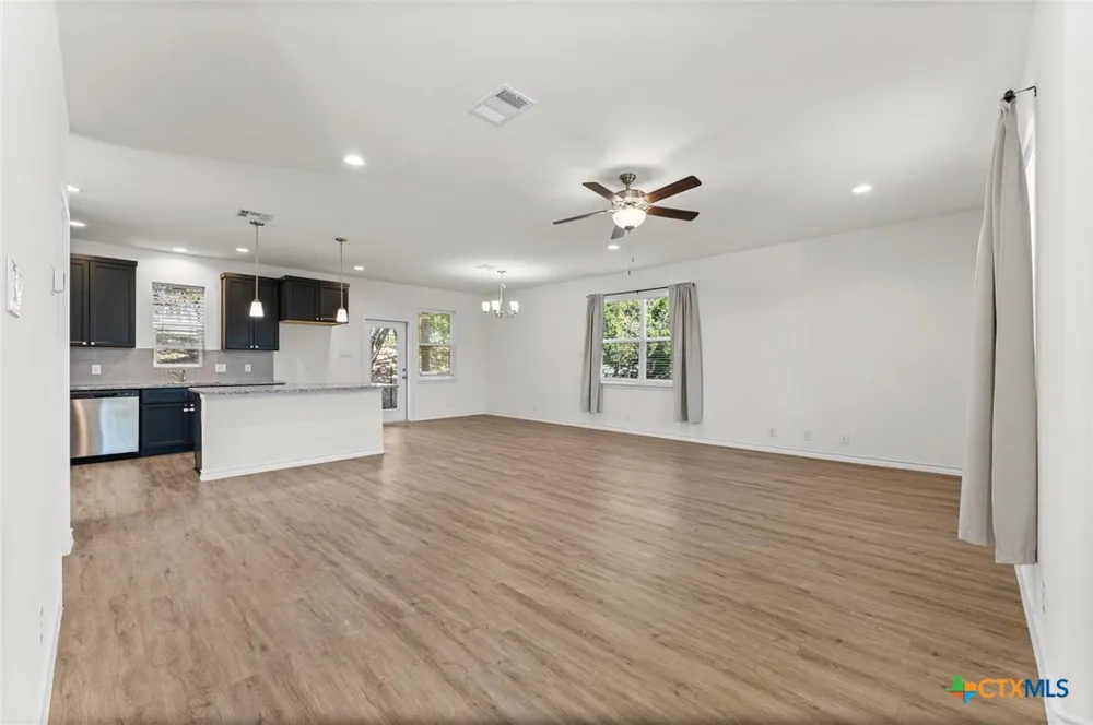 1130 Twin Deer Lane Canyon Lake, TX 78133