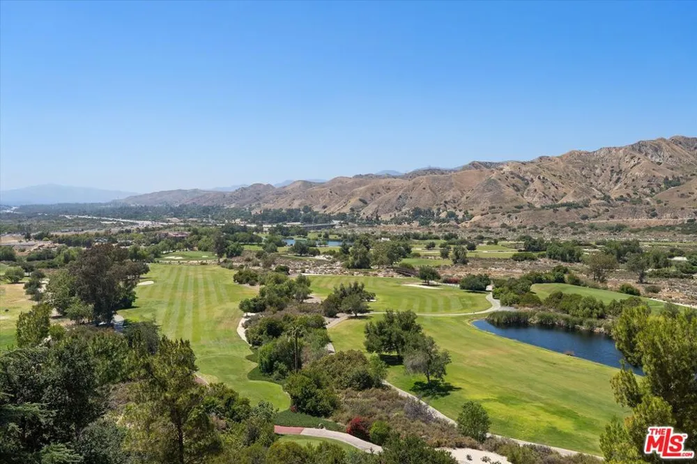 8977 Riderwood Drive Sunland, CA 91040