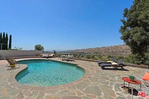 8977 Riderwood Drive