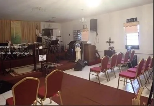 516 NW 4th Ave Hallandale Beach, FL 33009