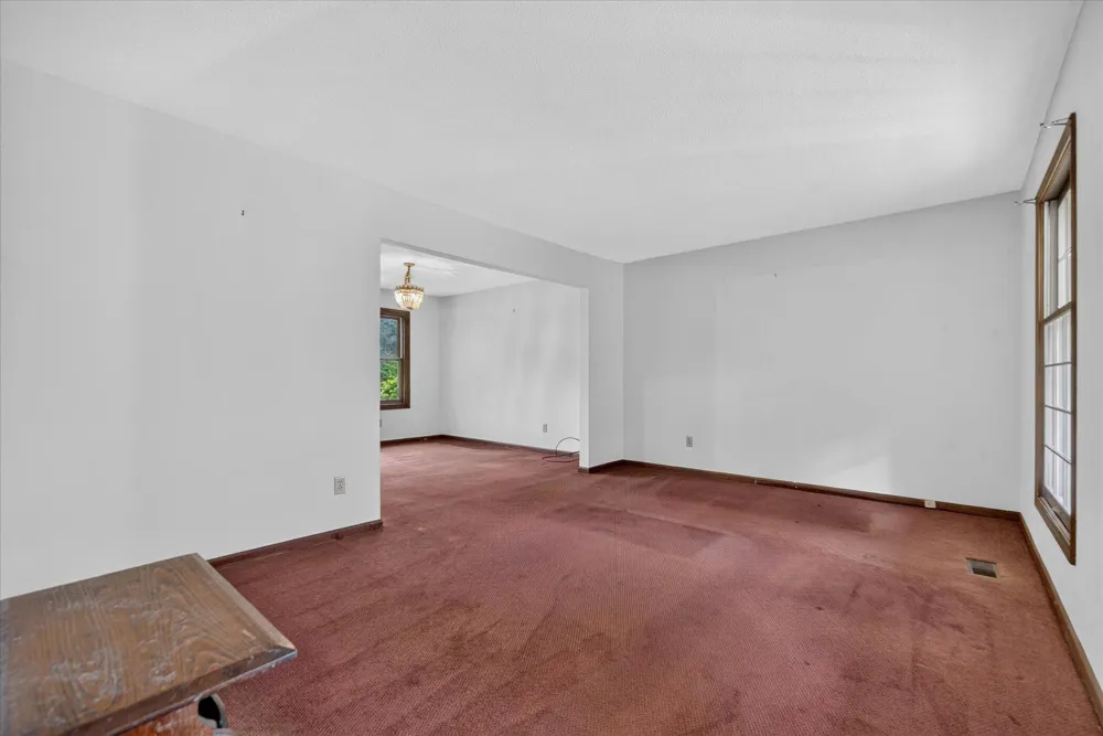 891 Moss Glen Circle Haslett, MI 48840