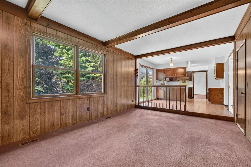 891 Moss Glen Circle Haslett, MI 48840