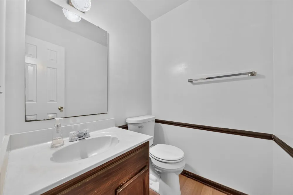 891 Moss Glen Circle Haslett, MI 48840
