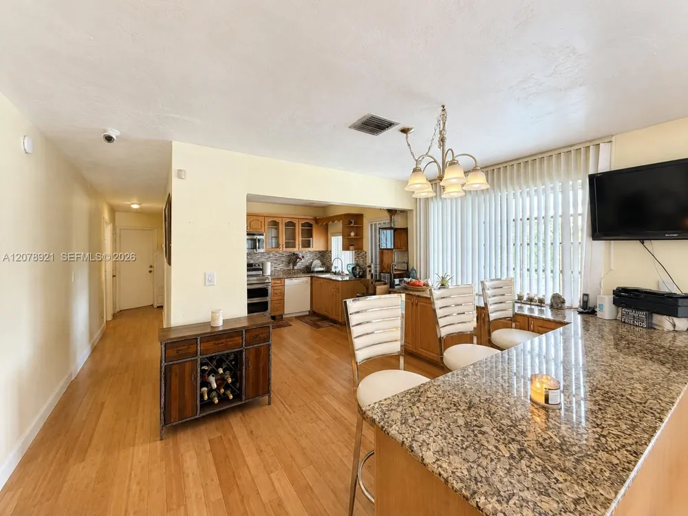 1820 NW 172nd Ter Miami Gardens, FL 33056