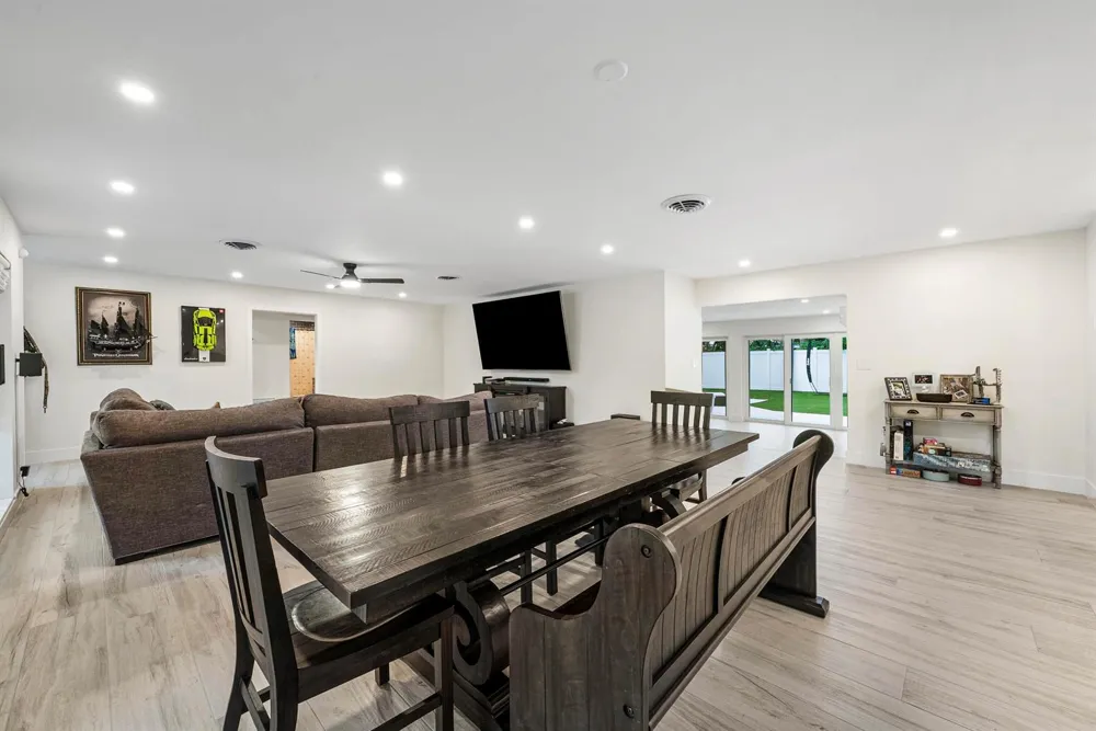 648 SW 3RD STREET Boca Raton, FL 33486