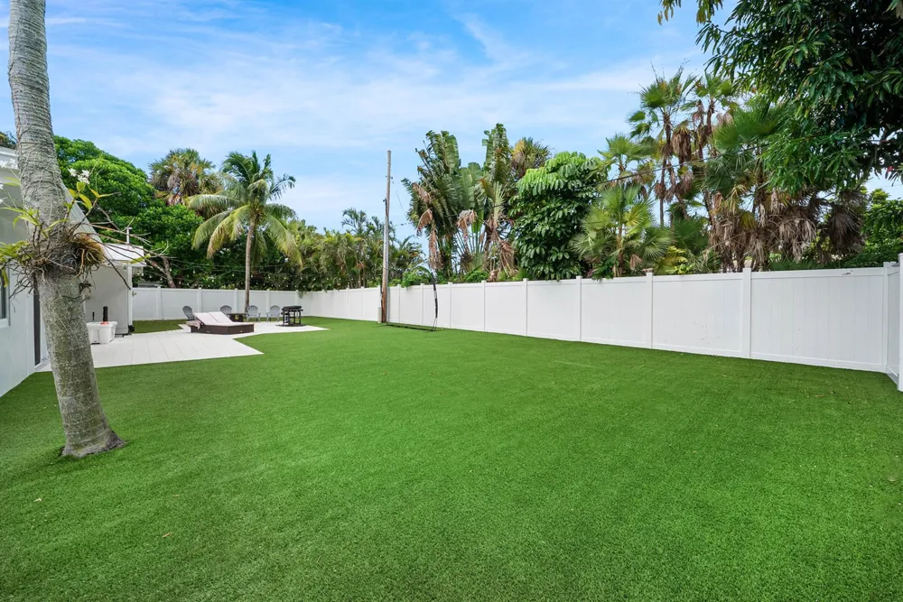 648 SW 3RD STREET Boca Raton, FL 33486