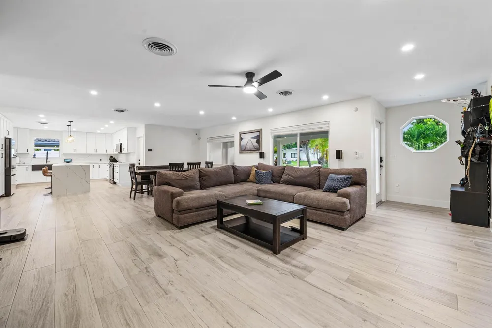 648 SW 3RD STREET Boca Raton, FL 33486