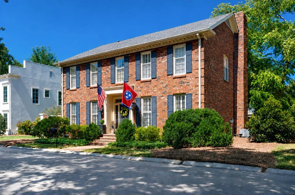 13 Valley Frg Nashville, TN 37205