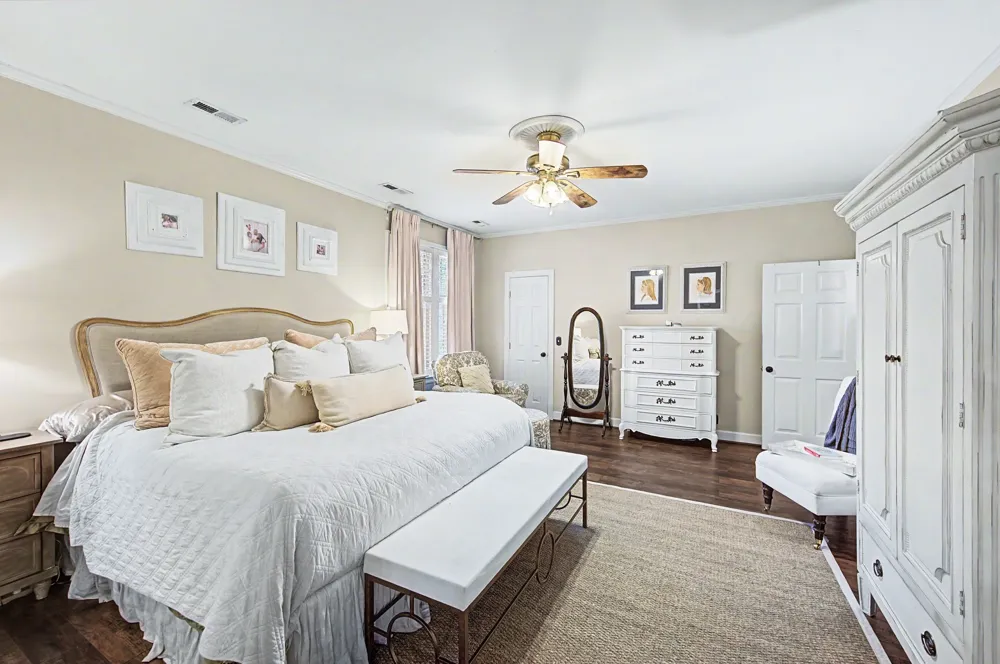 13 Valley Frg Nashville, TN 37205
