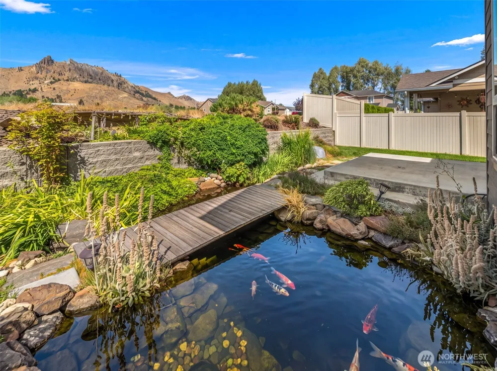 1726 Skeena Court Wenatchee, WA 98801