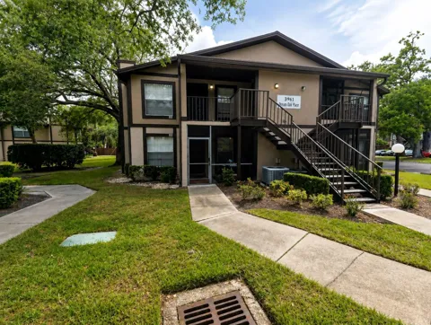 3961 DREAM OAK PLACE #204