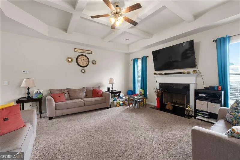 2748 Village Park DR E Ellenwood, GA 30294