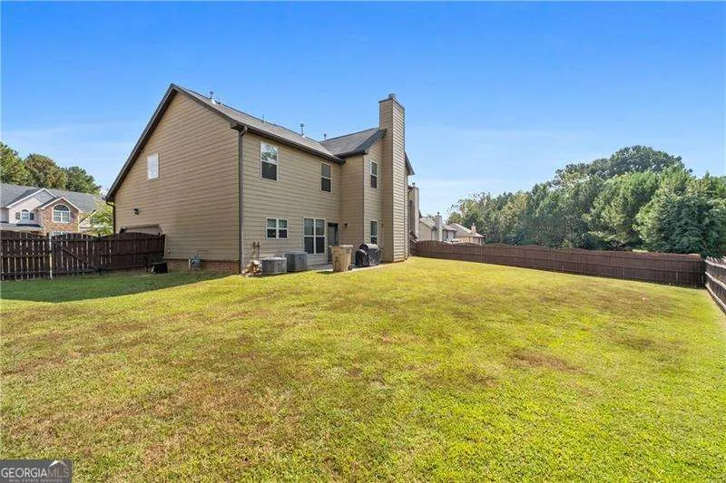2748 Village Park DR E Ellenwood, GA 30294