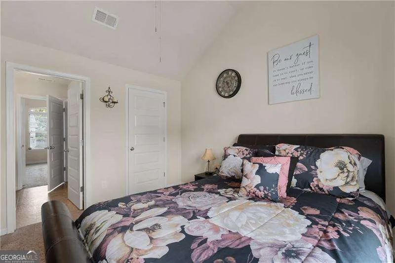 2748 Village Park DR E Ellenwood, GA 30294