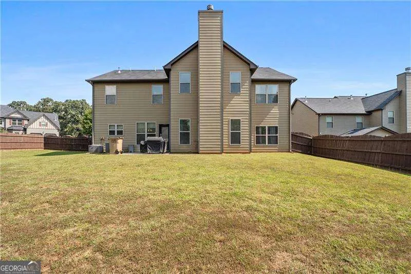 2748 Village Park DR E Ellenwood, GA 30294