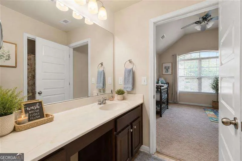 2748 Village Park DR E Ellenwood, GA 30294