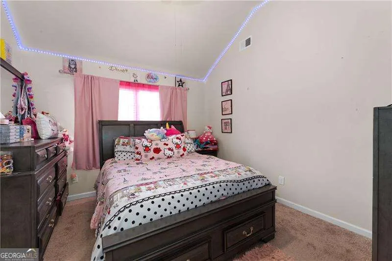 2748 Village Park DR E Ellenwood, GA 30294