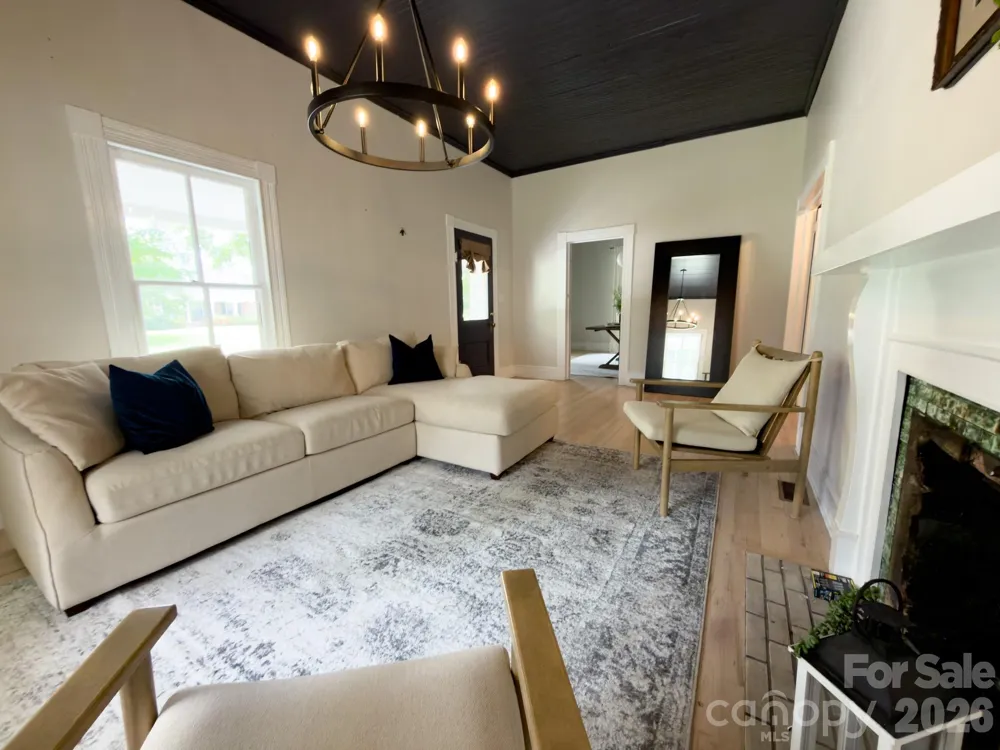 825 Montgomery Avenue Albemarle, NC 28001