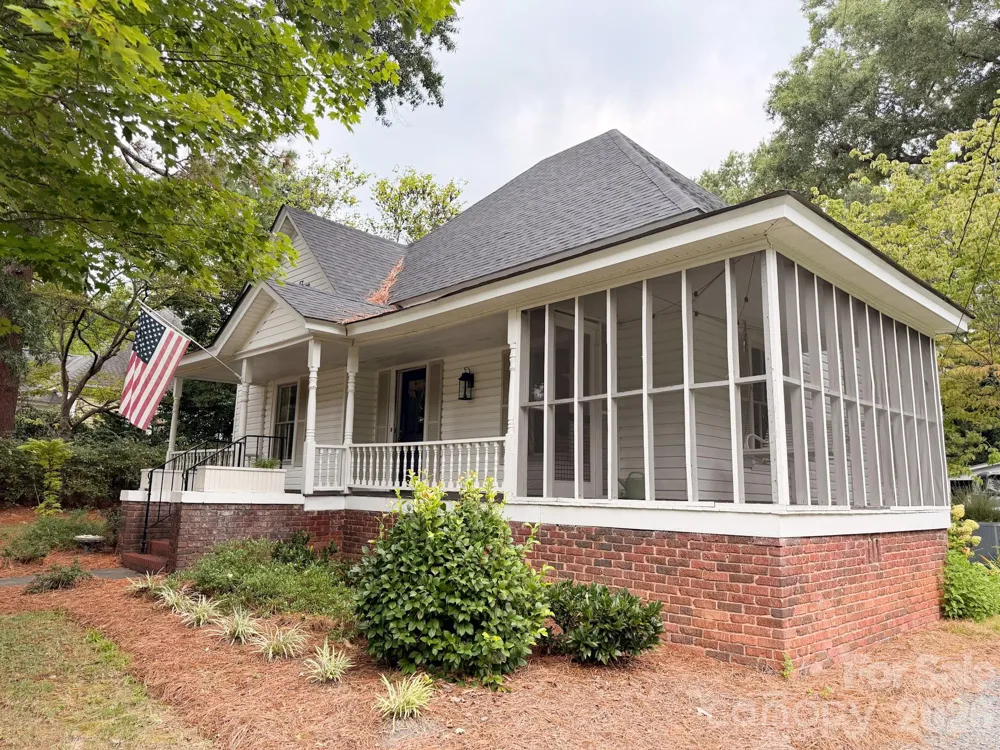 825 Montgomery Avenue Albemarle, NC 28001