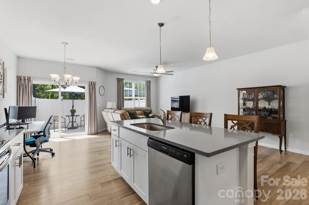 32 Woodsdale Place SE Concord, NC 28025