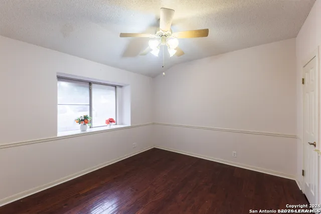 6512 Buffalo Hls San Antonio, TX 78256