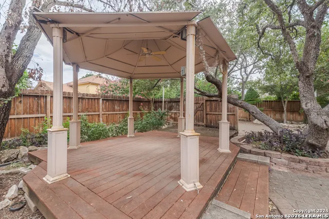 6512 Buffalo Hls San Antonio, TX 78256