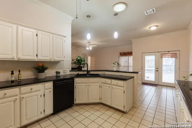 6512 Buffalo Hls San Antonio, TX 78256