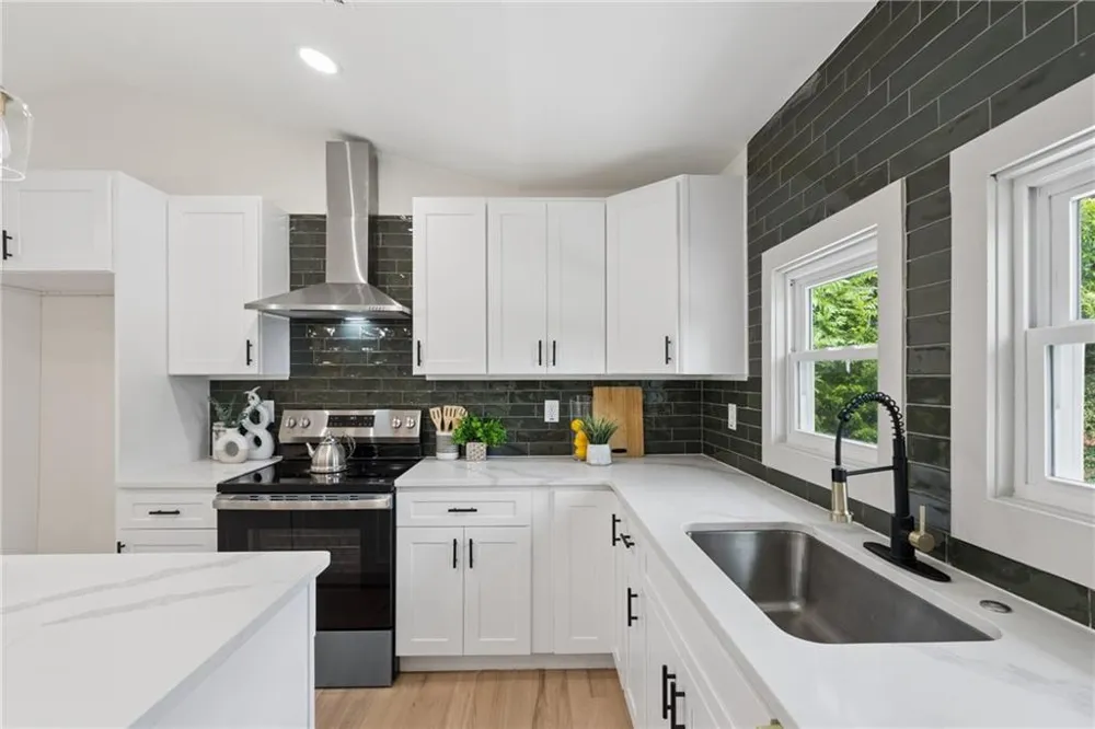 2720 Sherwood Road SE Smyrna, GA 30082