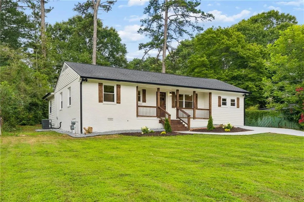 2720 Sherwood Road SE Smyrna, GA 30082