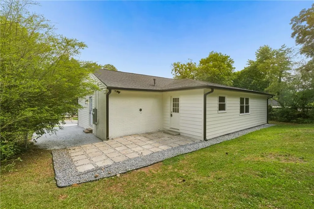 2720 Sherwood Road SE Smyrna, GA 30082