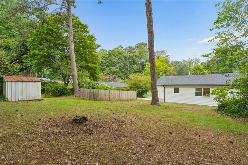 2720 Sherwood Road SE Smyrna, GA 30082