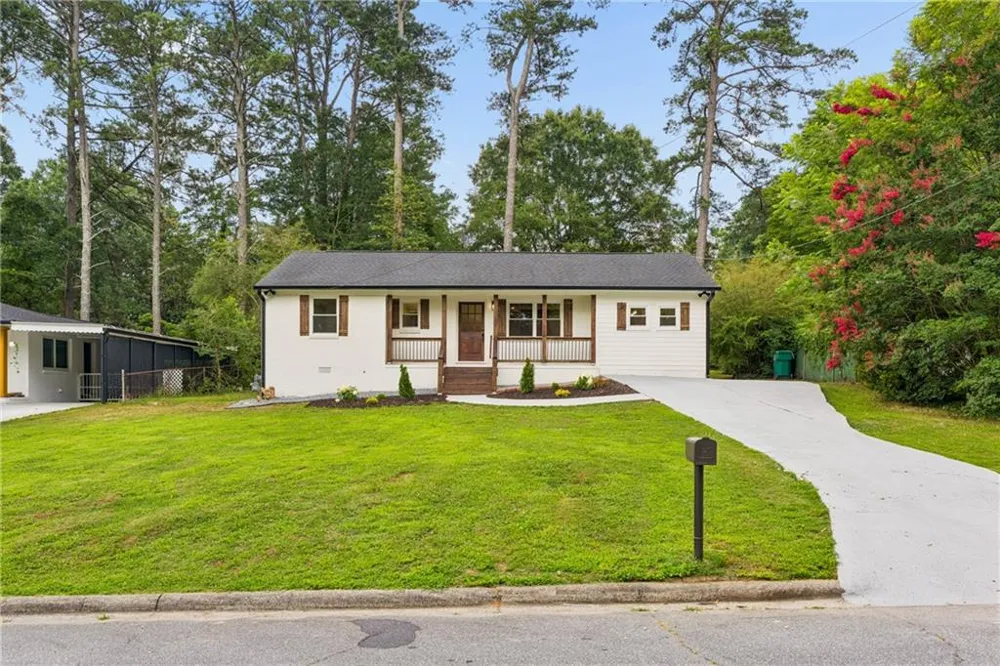 2720 Sherwood Road SE Smyrna, GA 30082