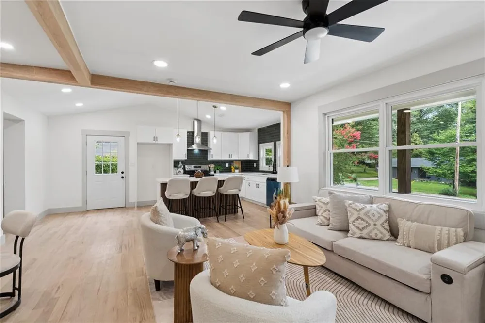 2720 Sherwood Road SE Smyrna, GA 30082