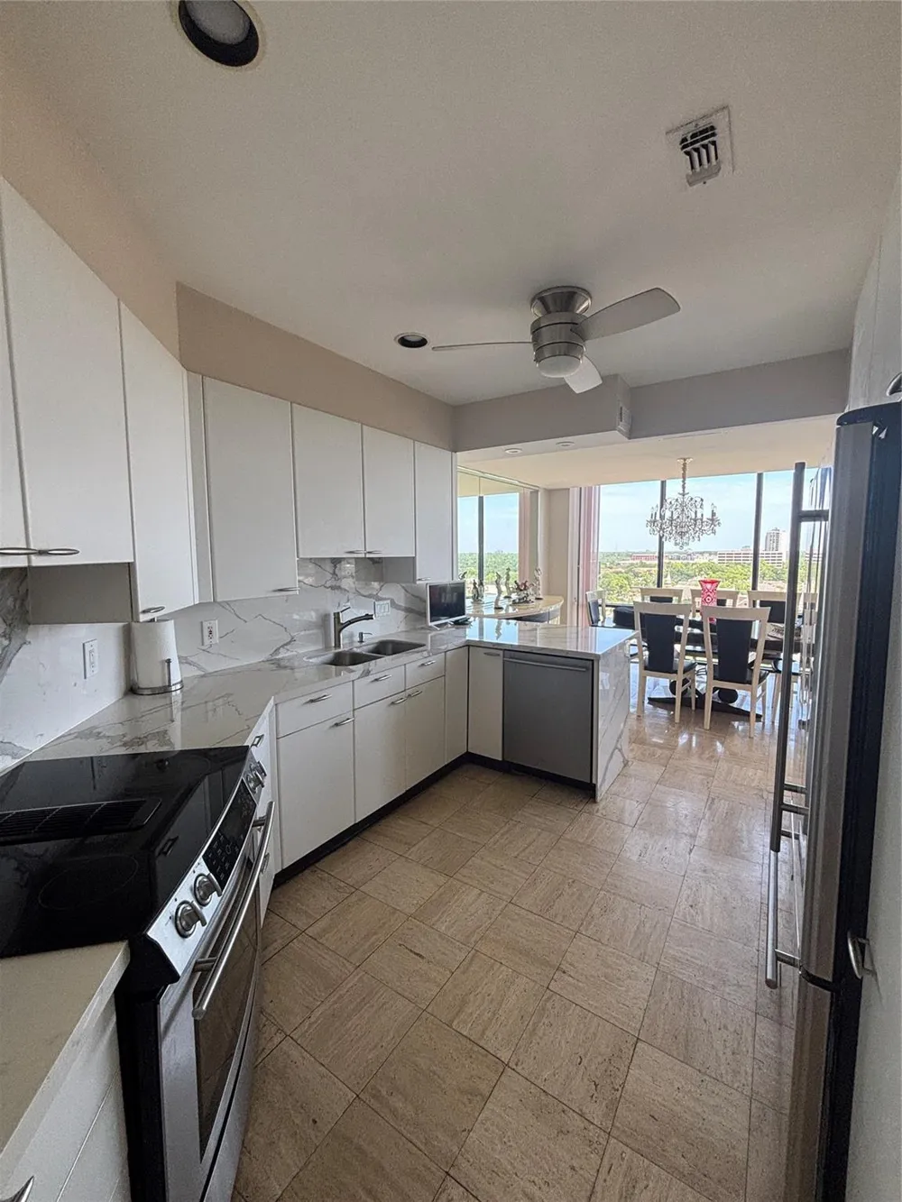 1111 Bering Drive #1205 Houston, TX 77057